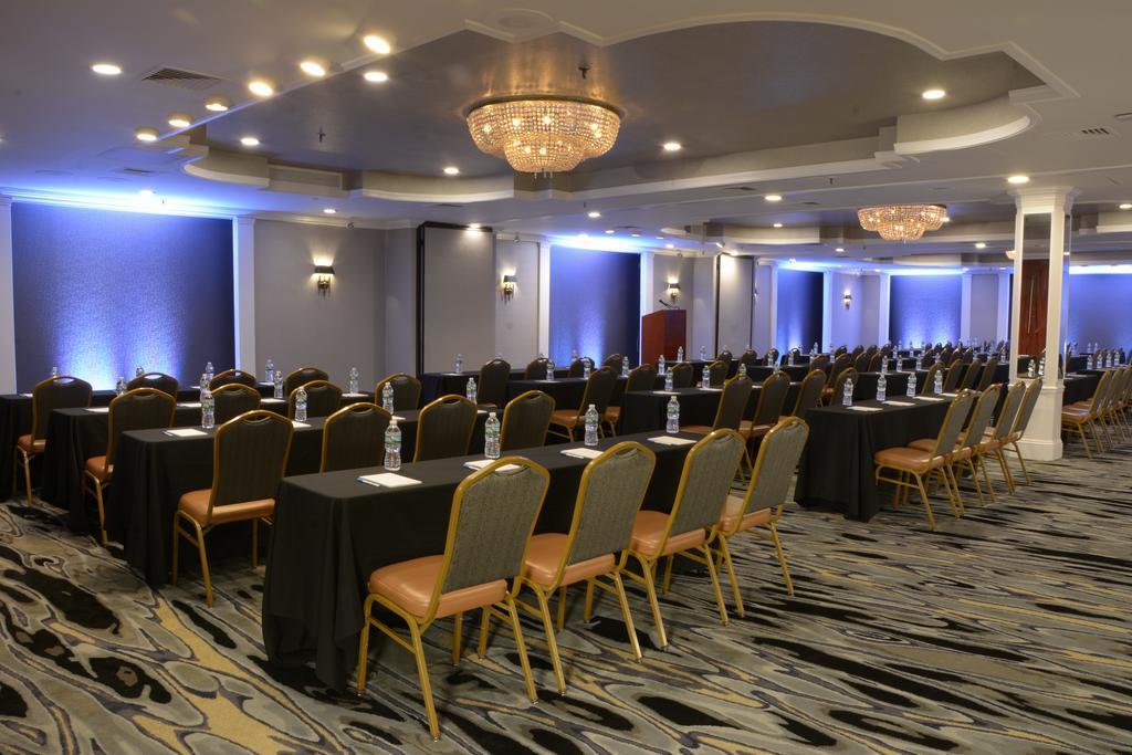 Adria Hotel And Conference Center New York Ngoại thất bức ảnh